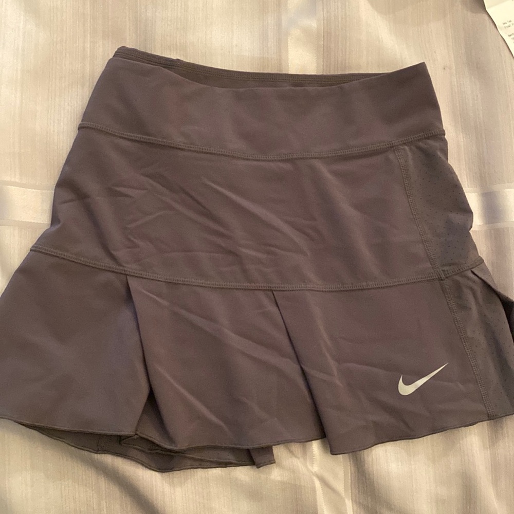 - Nike grey tennis skirt XL